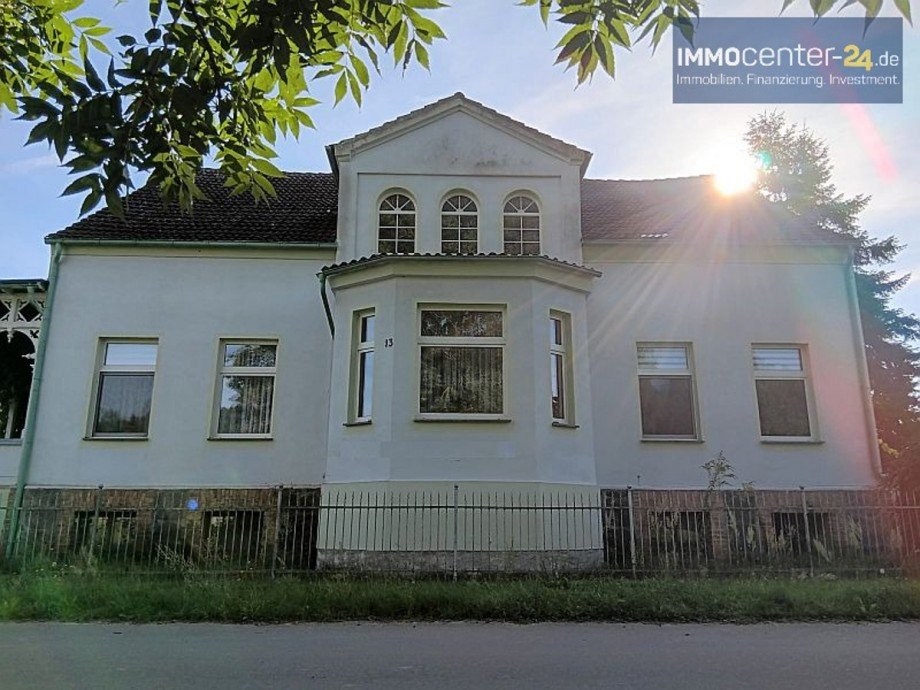Stra�enseite Einfamilienhaus Gartz